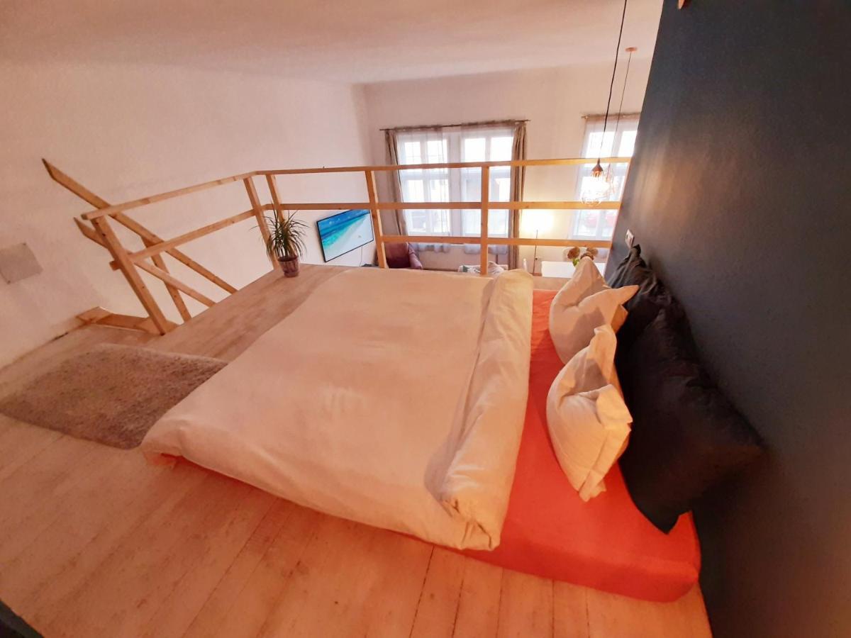 Central Loft Apartment Brassó Kültér fotó