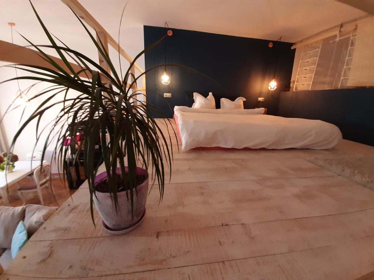Central Loft Apartment Brassó Kültér fotó